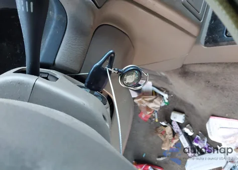 2004 Nissan Pathfinder Le Platinum from USA, damaged, VIN JN8DR09X54W808603